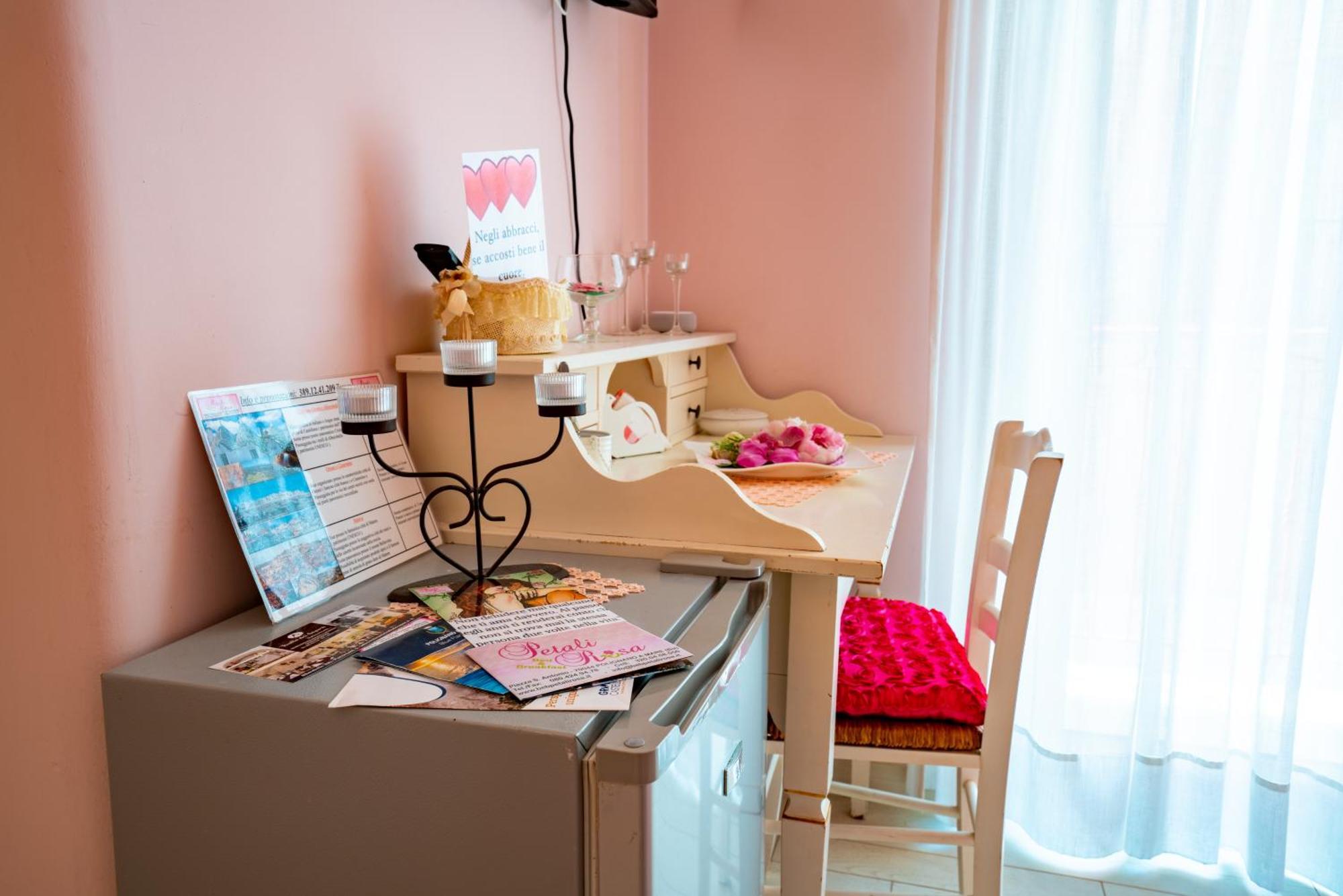 Bed and Breakfast Petali Rosa Полиньяно-а-Маре Экстерьер фото